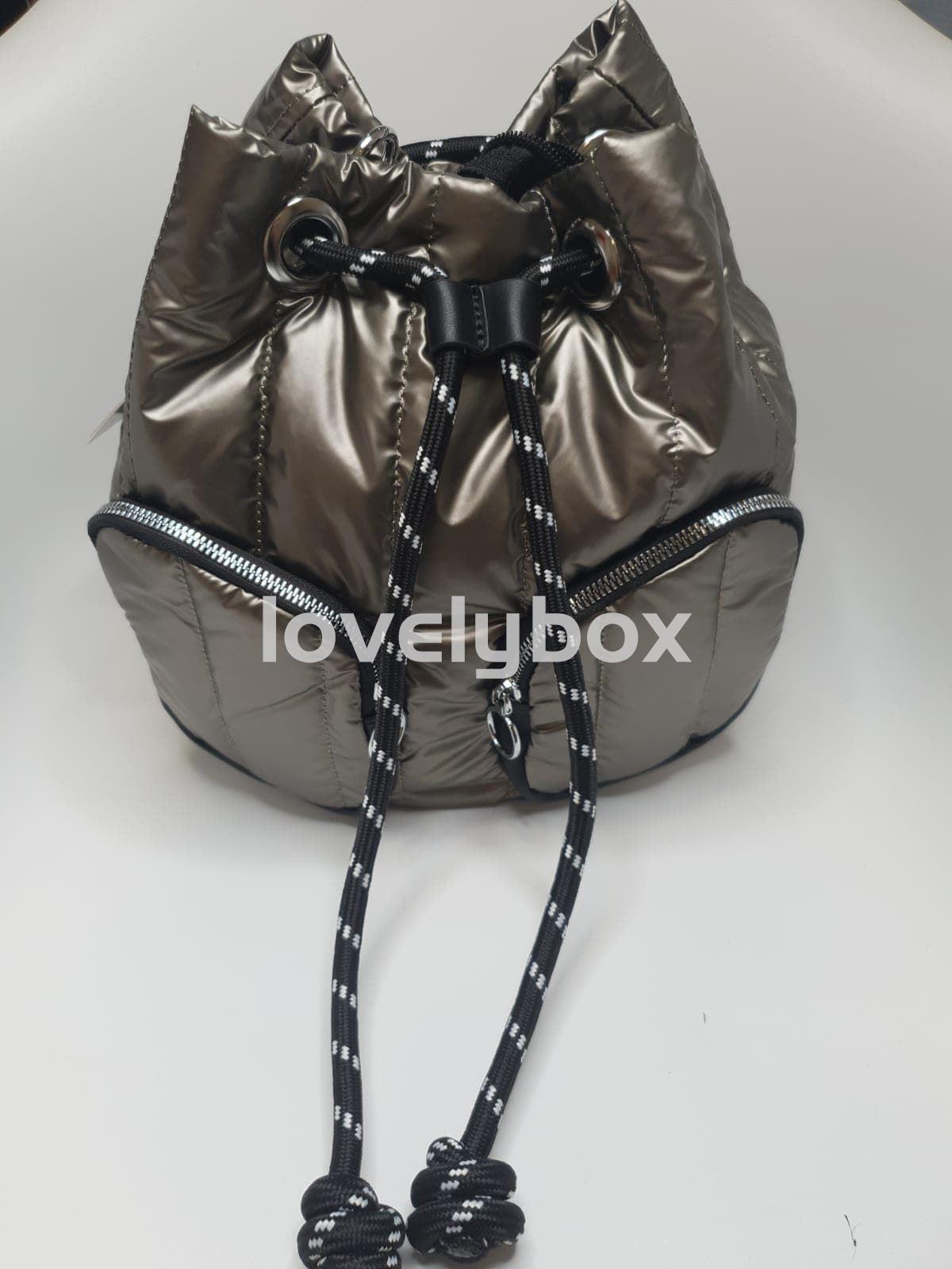 fotos de mochilas de bts