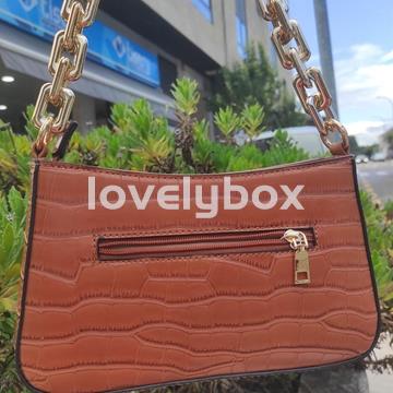 Bolso de hombro cadena - Imagen 2