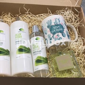 Ideas cestas-cajas para ella - Imagen 2