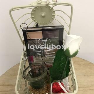 Jaula con maquillaje y bombones - regalo personalizado - Imagen 2