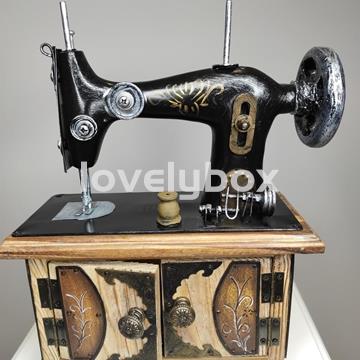 Máquina de coser vintage - Imagen 1