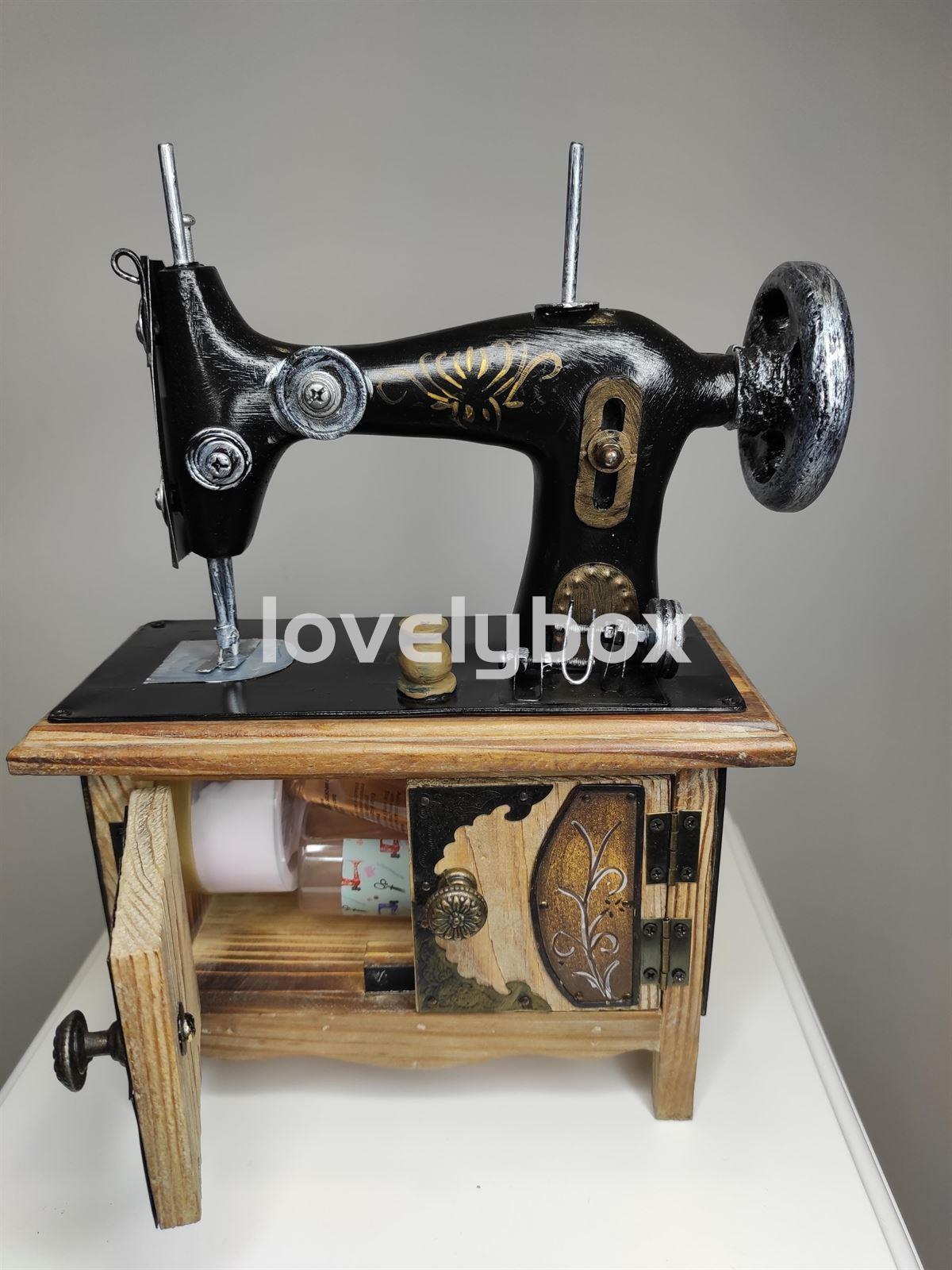 Máquina de coser vintage - Imagen 2